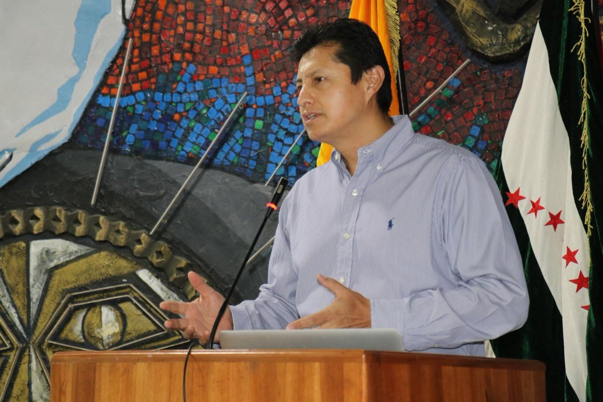 CNEManabi's tweet image. #CNEInforma 📌 

El Mgs. #StalinCardona, capacita a los funcionarios electorales de #Manabí, sobre la votación telemática para los ciudadanos ecuatorianos 🇪🇨 que se encuentran empadronados en el exterior 🌐.

#EleccionesAnticipadas2023Ec🗳️