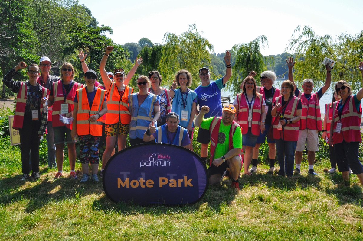 What’s one of the best things about parkrun? Volunteering - you get to meet new people, encourage others, laugh all morning and STILL go to the cafe for cake afterwards 🦺🧁

If you fancy giving it a go we would love to welcome you - simply email us at motepark@parkrun.com