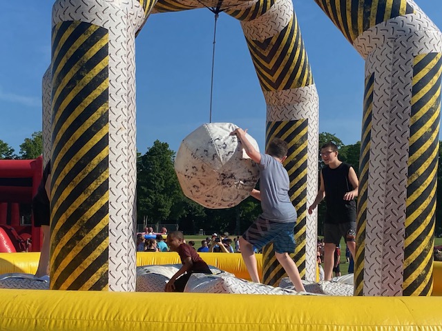 Oxford Middle School tweet media