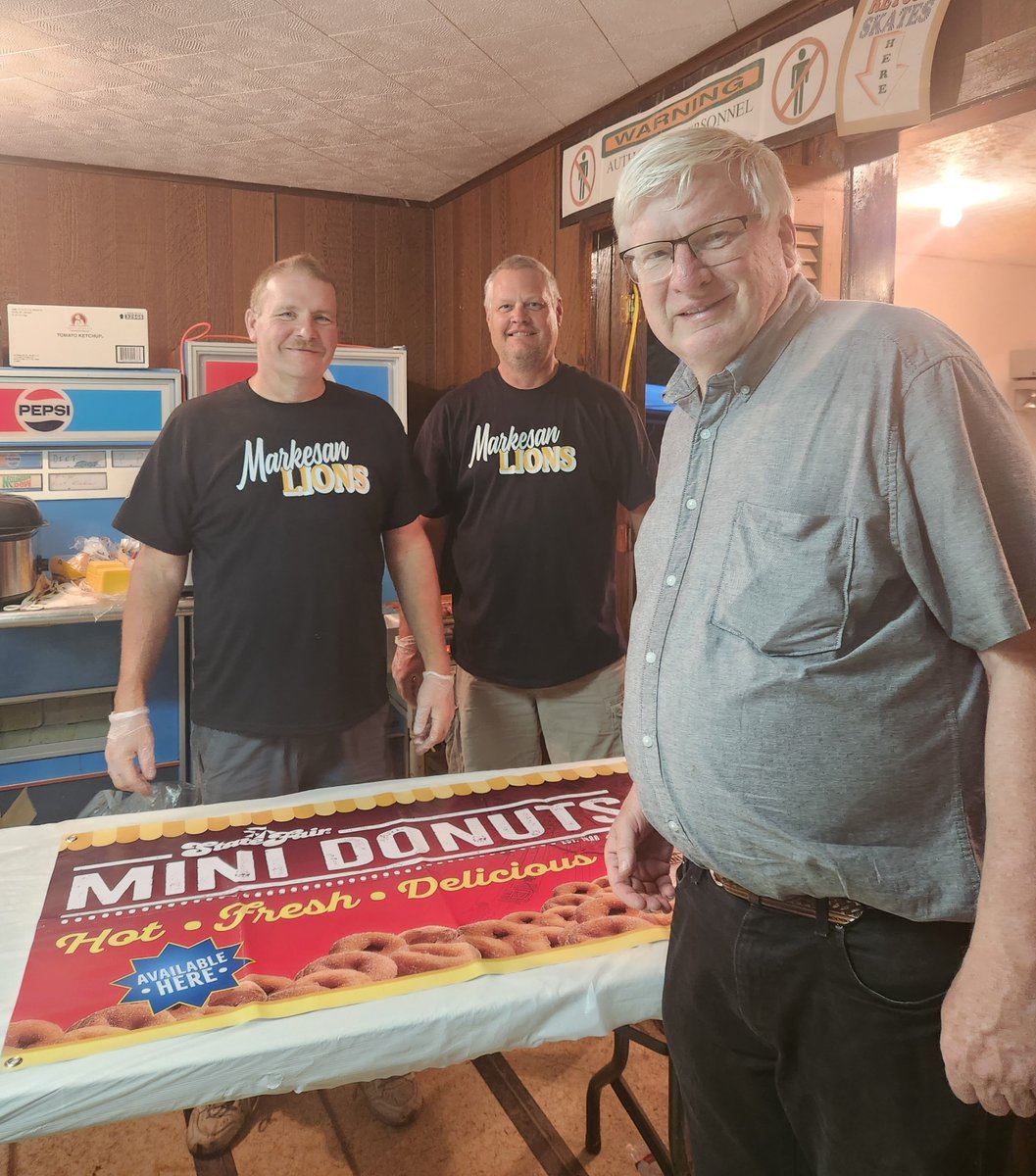 RepGrothman's tweet photo. During Markesan #JuneDairyDays, I was glad to spend time with the #Markesan Lion’s Club and celebrate #DairyMonth! https://t.co/LfTcGmABi3