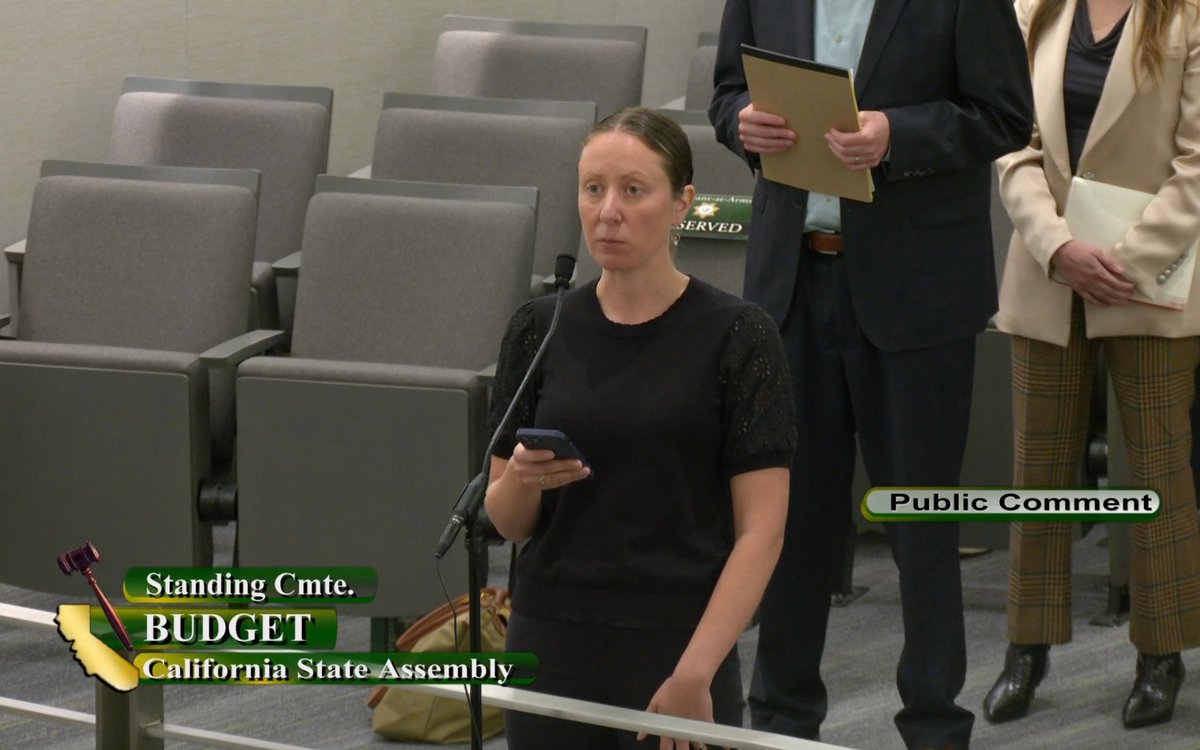 EndChildPovCA's tweet photo. .@CAFoodBanks Becky Silva keys #CAleg #CAbudget leadership by @AsmPhilTing @AsmArambula for:
#CalFresh $50 minimum benefit to fight the #HungerCliff 👏
#CalFresh #CARE to end the racist, cruel time limit on food 🔥
#ReimagineCalWORKs as a family-centered, anti-racist program 🦋 https://t.co/HAiGi5k16K