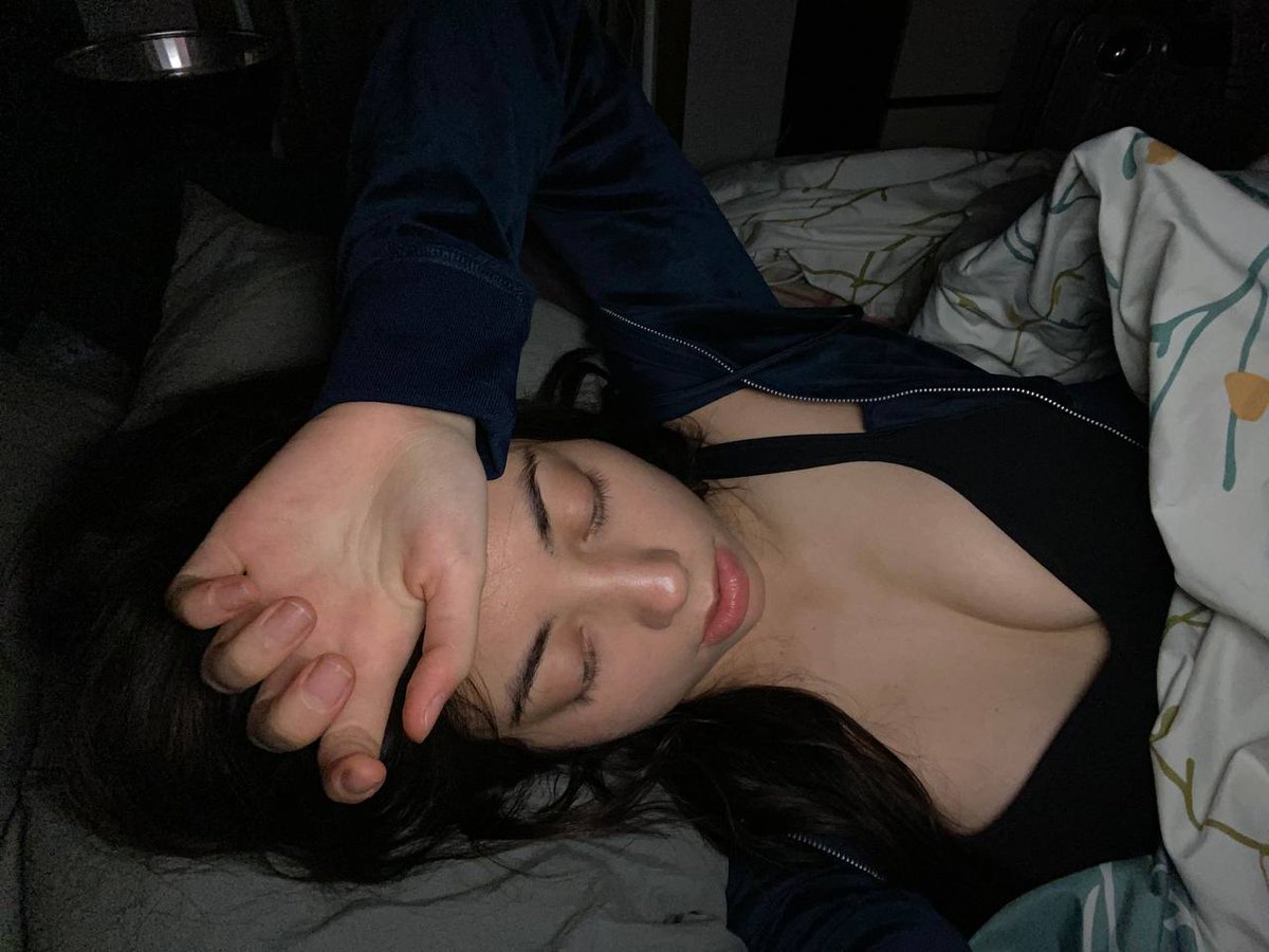 digitalgirlll's tweet photo. When I don’t take any sleeping aids and sleep naturally, I am usually tired throughout the day and sensitive to light. I do usually sleep but sometimes wake up a lot.

Am I the only person with such an issue?

#sleeping #gamingirl https://t.co/XijRfgEWne