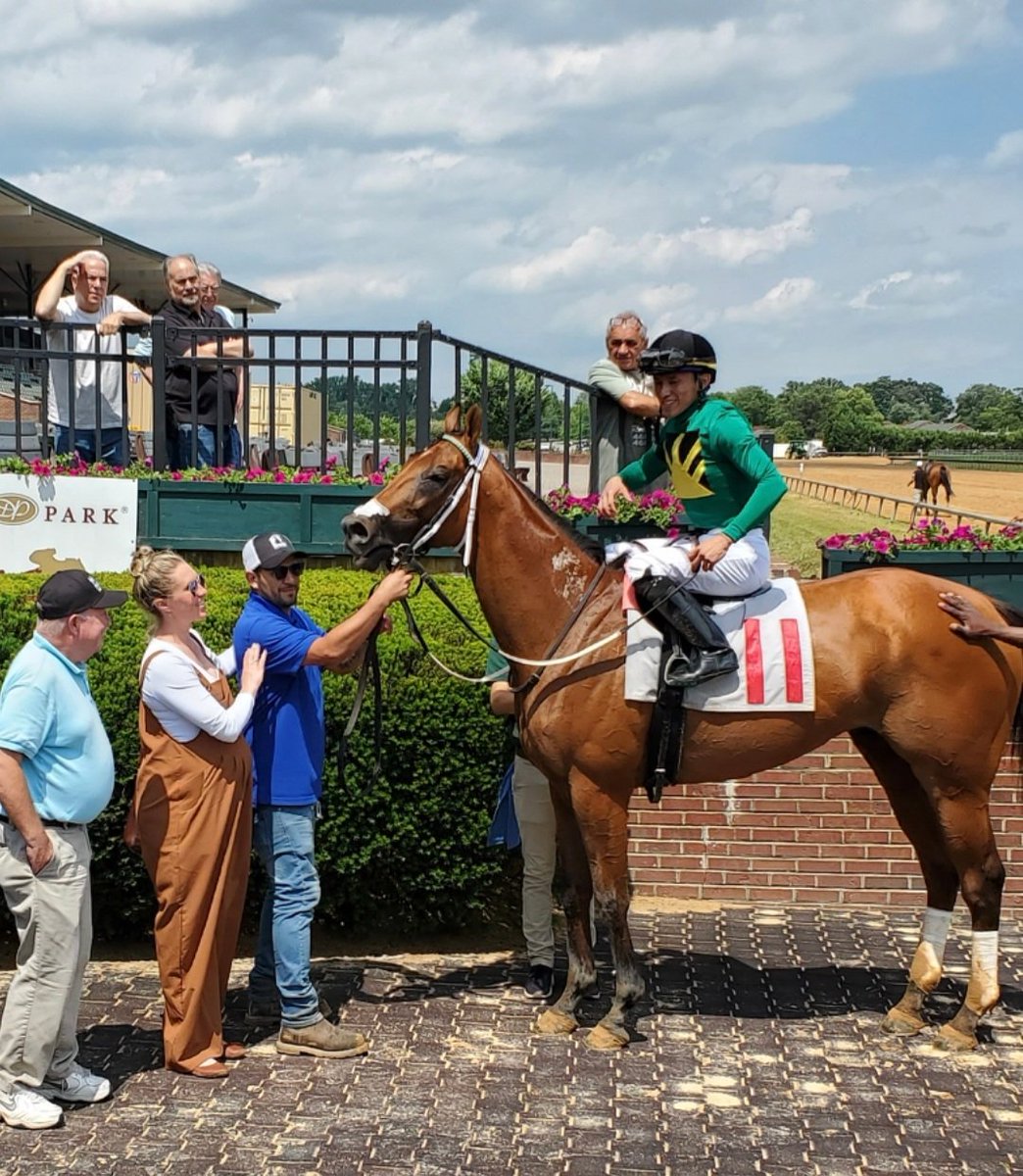 SadandSulk's tweet photo. With 2 training victories today @DelParkRacing if baby needs a new pair of shoes @GaudetRacing looks ready. @gabby_gaudet @FanDuelTV https://t.co/f5g49b3PHQ