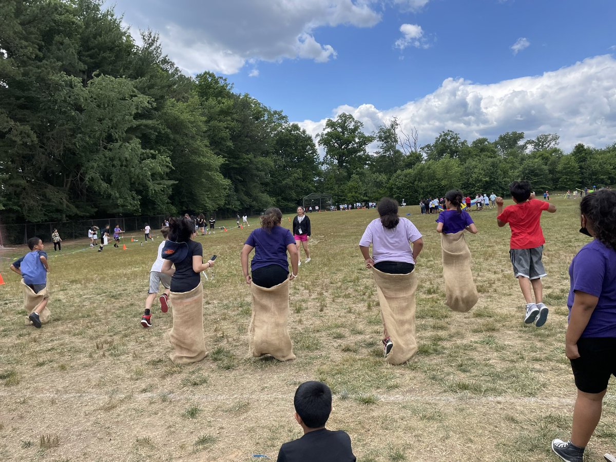 Ms. Spino tweet media