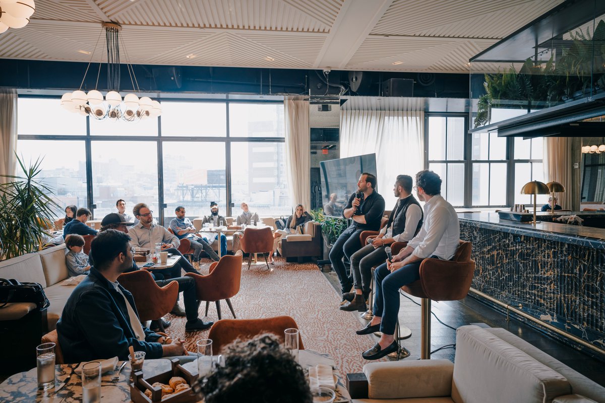 Last week's #FundraisingBreakfast, hosted by <a href="/RubenAAustin/">Ruben A. Austin</a>, was an incredible gathering of startup founders &amp; investors. You're invited to join us for the next one on July 25 at <a href="/SpringPlace/">Spring Place</a> in NYC.
RSVP here: eventbrite.com/e/fundraising-…
#venturecapital #startups #startupfounders