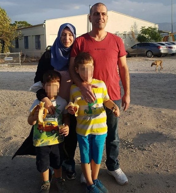 İki çocuk annesi Suna Halis yıllarca cezaevindeki eşini görüşe gitti. Eşi tahliye oldu ama bu süreçte yaşadığı üzüntü sonucu kan kanserine yakalandı. Tam tedaviye başlamışken Mayıs 2022'de tutuklandı ve tedavisi yarım kaldı. Yaşam hakkı için Halis'e tahliye şart.
#NoMorePushbacks