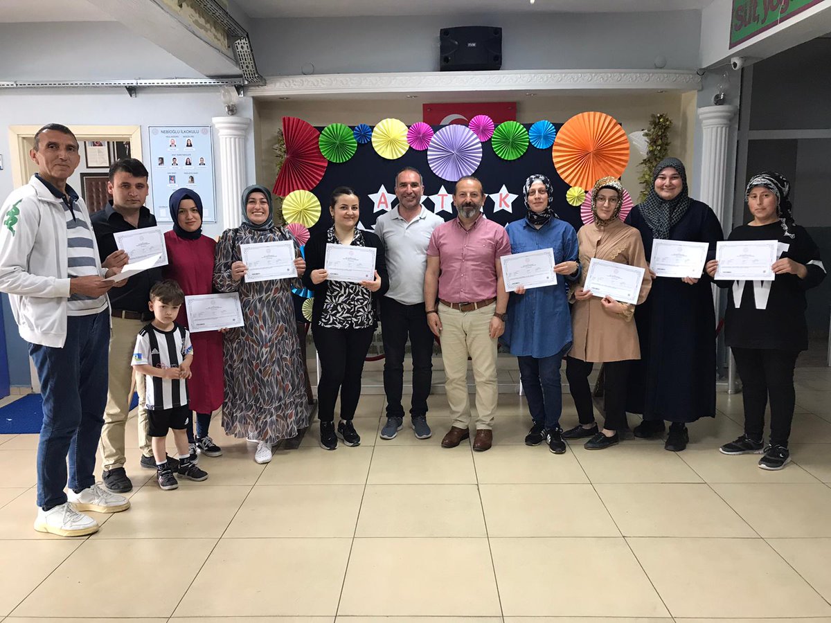 Veli eğitim sertifikaları dağıtıldı. <a href="/hknkadi/">Hakan Kadı</a> <a href="/ismailbas67/">İsmail BAŞ</a> <a href="/caycumailcemem/">Çaycuma İlçe Milli Eğitim Müdürlüğü</a> <a href="/zuleyhaaldogan/">Züleyha Aldoğan</a> <a href="/ZonguldakMEM/">Zonguldak İl Millî Eğitim Müdürlüğü</a>
nebiogluilkokulu.meb.k12.tr/icerikler/veli…