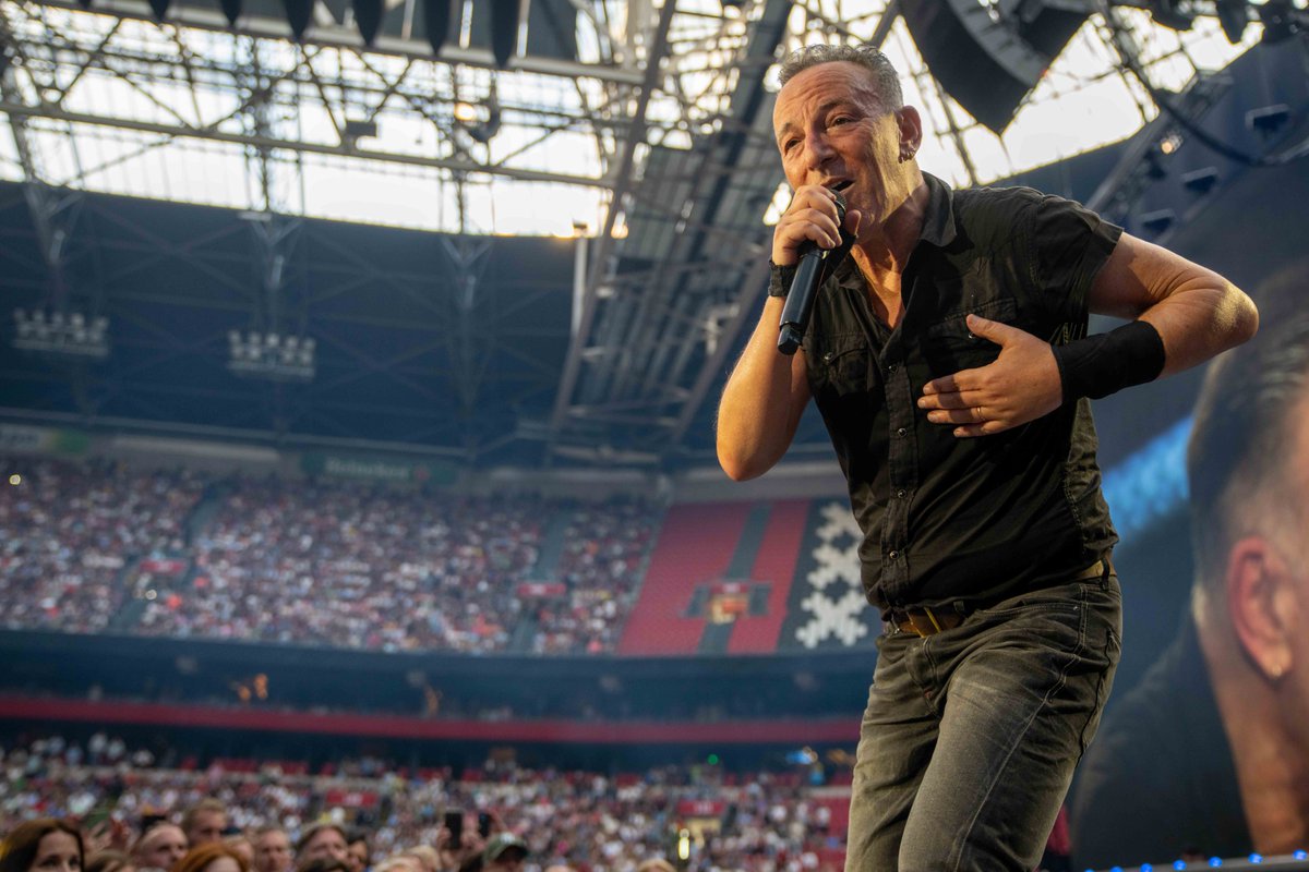 springsteen tweet picture