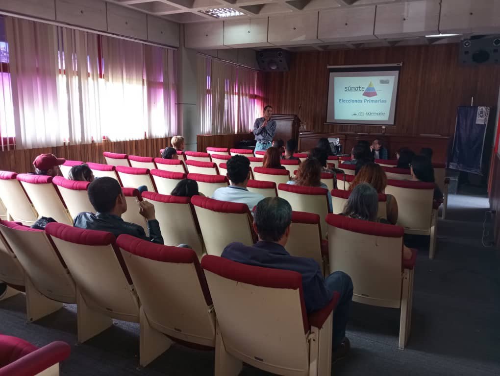cnprimariave's tweet photo. Con el objetivo de promover la participación de la juventud en la elección del 22-O, la Junta Regional para la Primaria de Mérida junto a la plataforma estudiantil #ULAndinos realizaron el taller “Hablemos de la Primaria”, en la sede de la ULA-Mérida, este miércoles 14 de junio. https://t.co/1ht6kQRd38