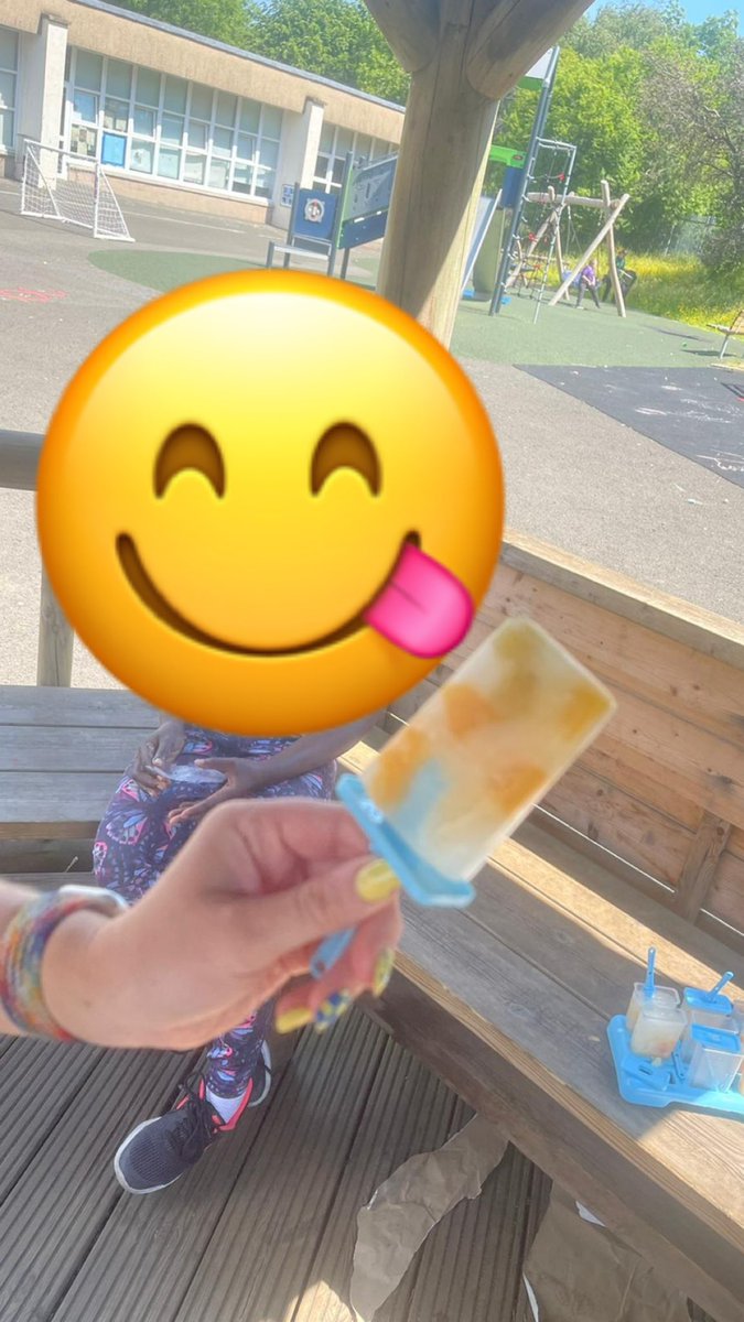 MissStewartPri's tweet photo. Ice lollies to keep cool in this heat 🧊🍭 ☀️ https://t.co/dk7Y1AnqsL