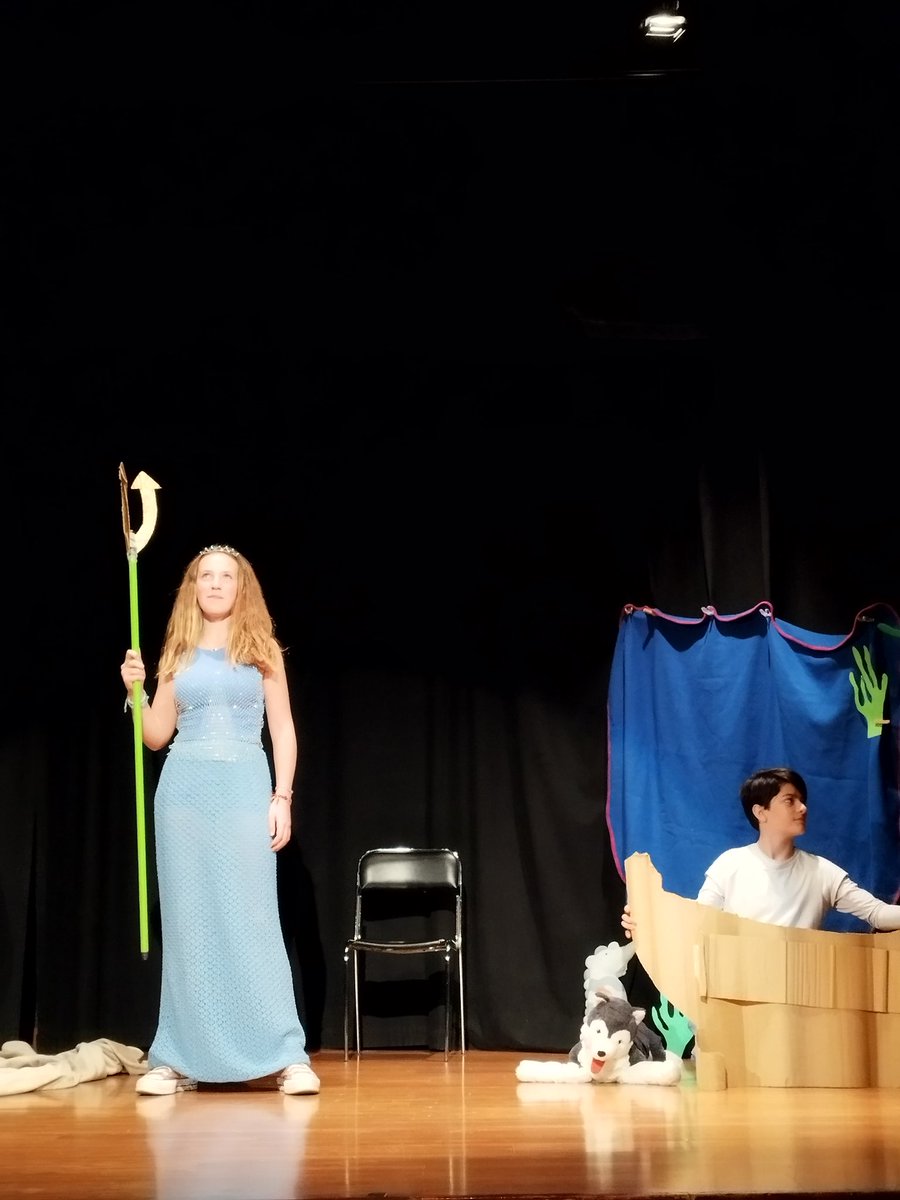 Escolàpies Llúria tweet media