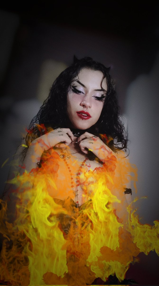 devil_laira's tweet photo. Vem ficar quentinho nesse frio❤️🔥😋
https://t.co/5kYrUDAJ9r 
#privacy #onlyfansbabe #camgirlِ https://t.co/e7nsZvek8B