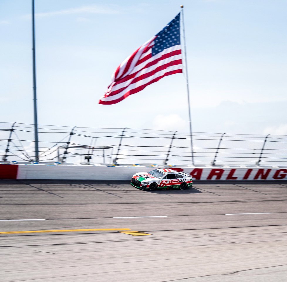 keselowski's tweet photo. Celebrating the symbol of our nation’s unity and freedom 🇺🇸 #FlagDay https://t.co/DK82JpRvdz