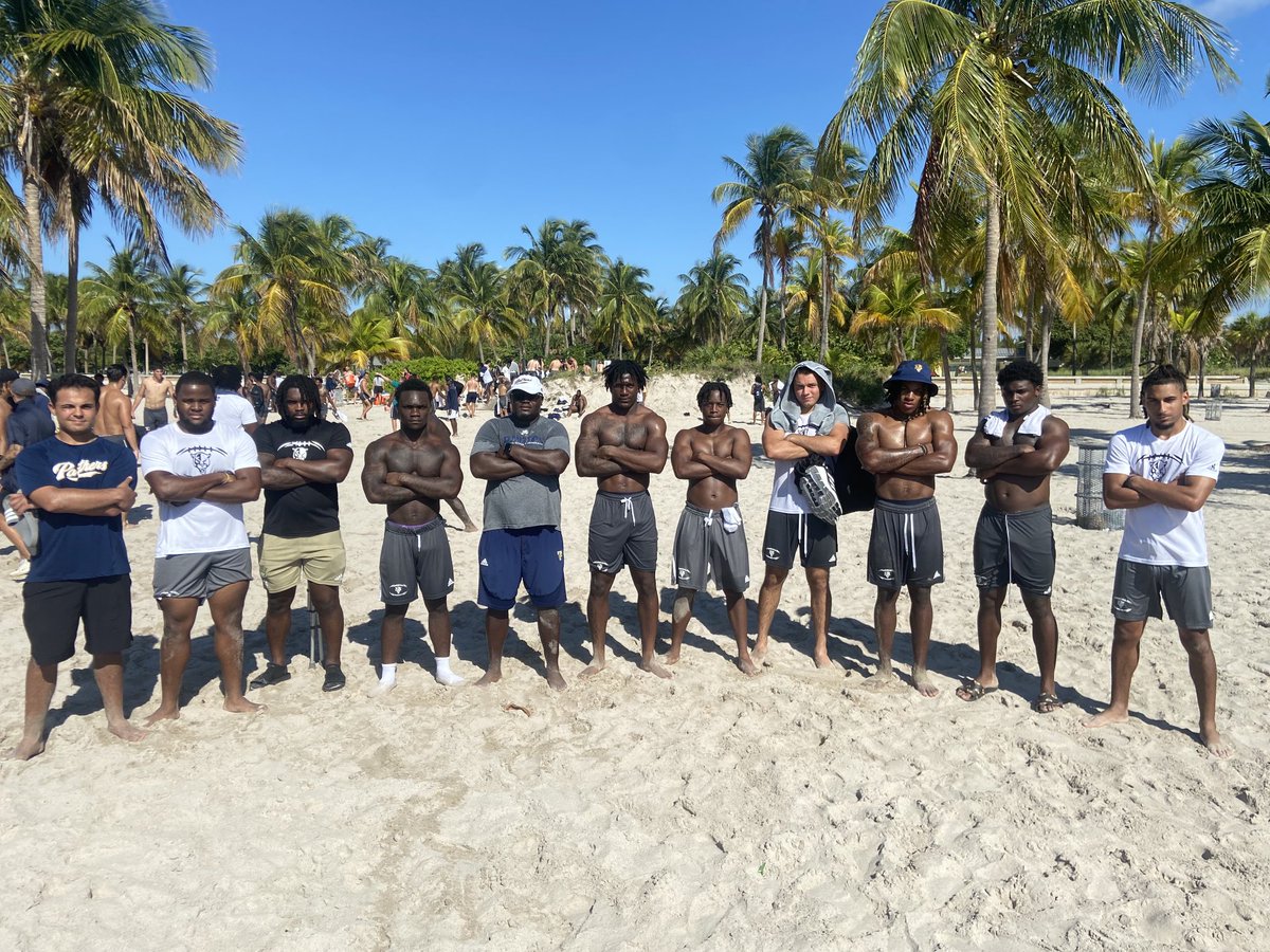 Coach E. Hickson tweet media