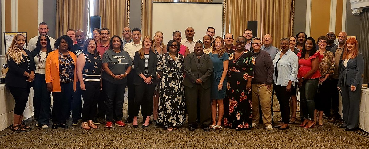 For two days, Public Defender leaders from across the country desended on Baltimore for the @NLADA #ACCD conference. It was an honor to join the conversation and connect with these thought leaders. Thank you for inviting LA into your house! #carenotcages
#pubdef4life
