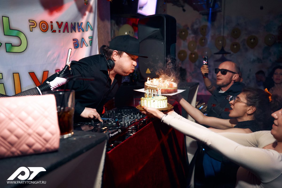 dj_savin's tweet photo. Birthday Moments 📷📷📷
https://t.co/ZpJZUjuEKp https://t.co/aLwK78grXP
