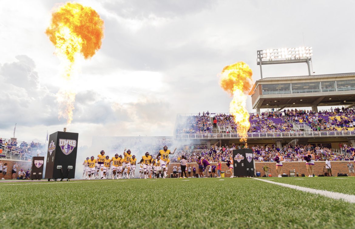 UMHB Football🏈 tweet media