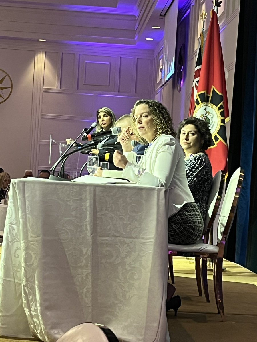 RHFES's tweet photo. Thank you to @ONFireMarshal and partners for #OperationSAFER! Two days, hundreds of fire departments, amazing presenters and panels, fantastic conversations, new ideas AND a brand new #TestYourSmokeAlarmDay initiative! What a success!! https://t.co/tOlSEYbS3p
