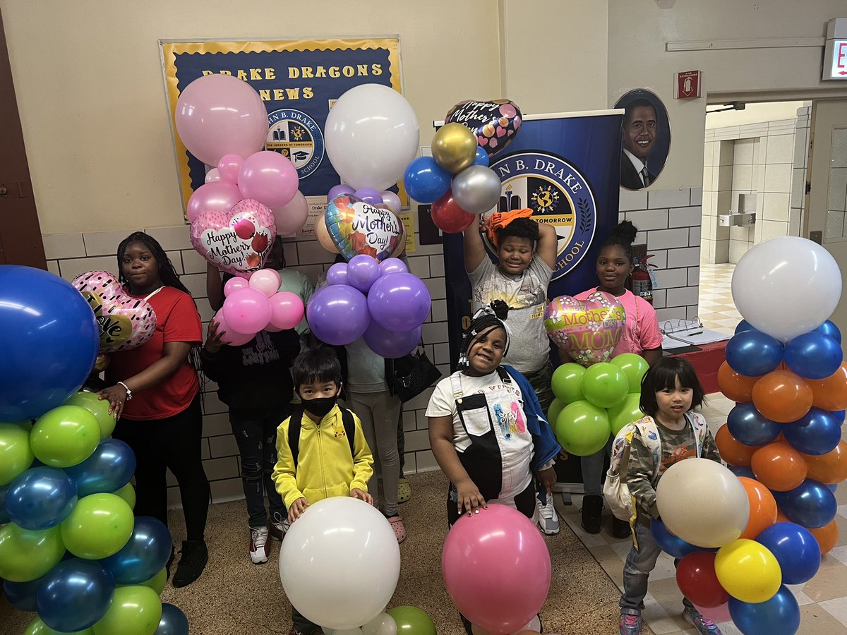 John B. Drake Elementary tweet media
