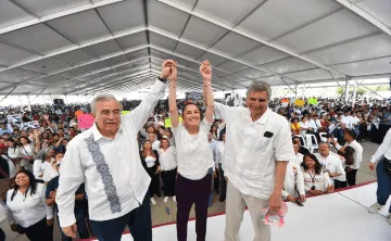 PejefanOficial's tweet photo. Dice Doña Tripa Seca @Claudiashein  que se va a retirar del cargo de Jefa de Gobierno de la CDMX para hacer su campaña con MUGRENA. ¿Que no lo hizo desde hace meses que se anda placeando por todo el pais con cargo a nuestros impuestos ?? O solo se oficializa su campaña ilegal?? https://t.co/UhjvS3AlXh