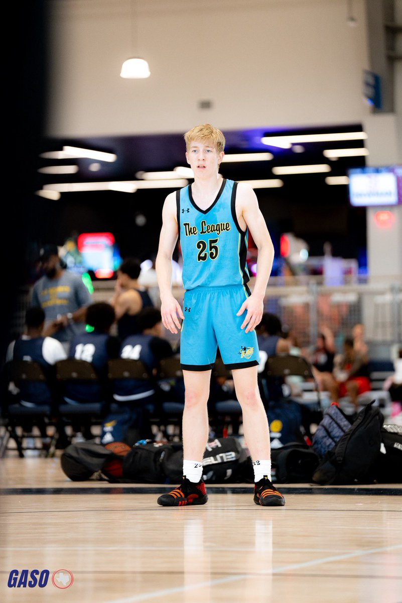 Blue Zertuche 🔗 tweet media