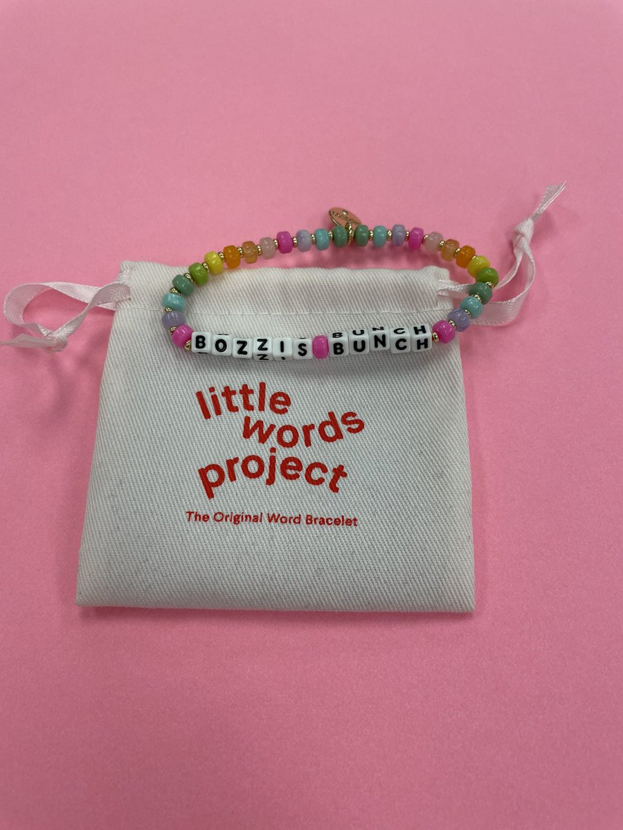 I was gifted the most special present today! 💕I absolutely love my new Little Words @littlewordsproj #bozzisbunch #bracelet! Put it right on my wrist with all my others! Thank you so much @CollSchill22810 for such a thoughtful present! ♥️♥️