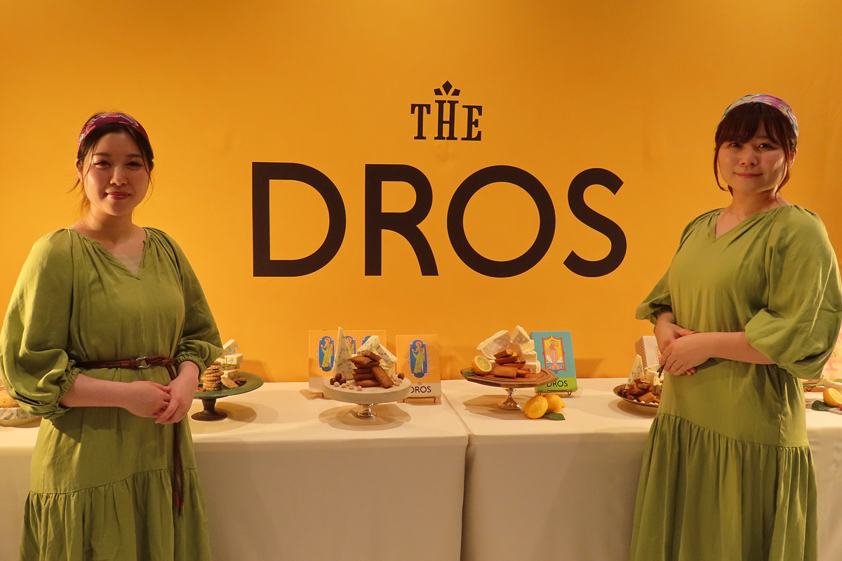 gourmetwatch's tweet image. 東京駅にプレミアムギフトスイーツ専門店「THE DROS」6月26日オープン gourmet.watch.impress.co.jp/docs/news/1508… #東京駅 #お土産 #DROS #シュクレイ