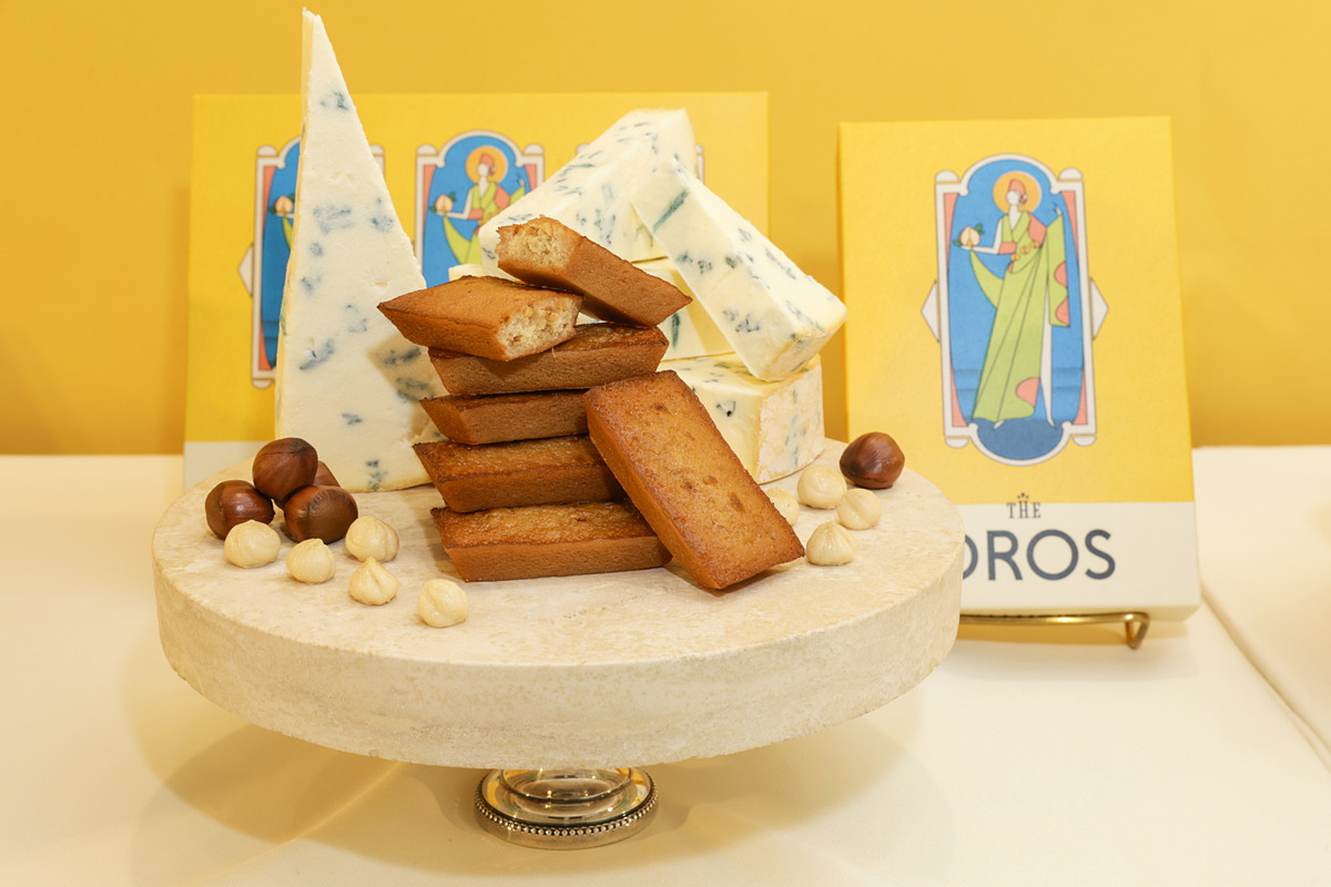 gourmetwatch's tweet image. 東京駅にプレミアムギフトスイーツ専門店「THE DROS」6月26日オープン gourmet.watch.impress.co.jp/docs/news/1508… #東京駅 #お土産 #DROS #シュクレイ