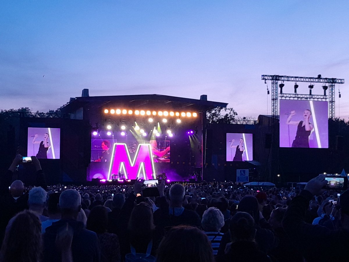 chunky66's tweet image. Depeche Mode were fantastic tonight, i&apos;ve been a fan for as long as I can remember, they never disapoint and tonight in Malahide Castle was no different. DM❤️
@depechemode #Fletch ❤️
@mcd_productions @theGOOdublin #TheGOO #thegoingoutoutguide #haveyougotthegoo