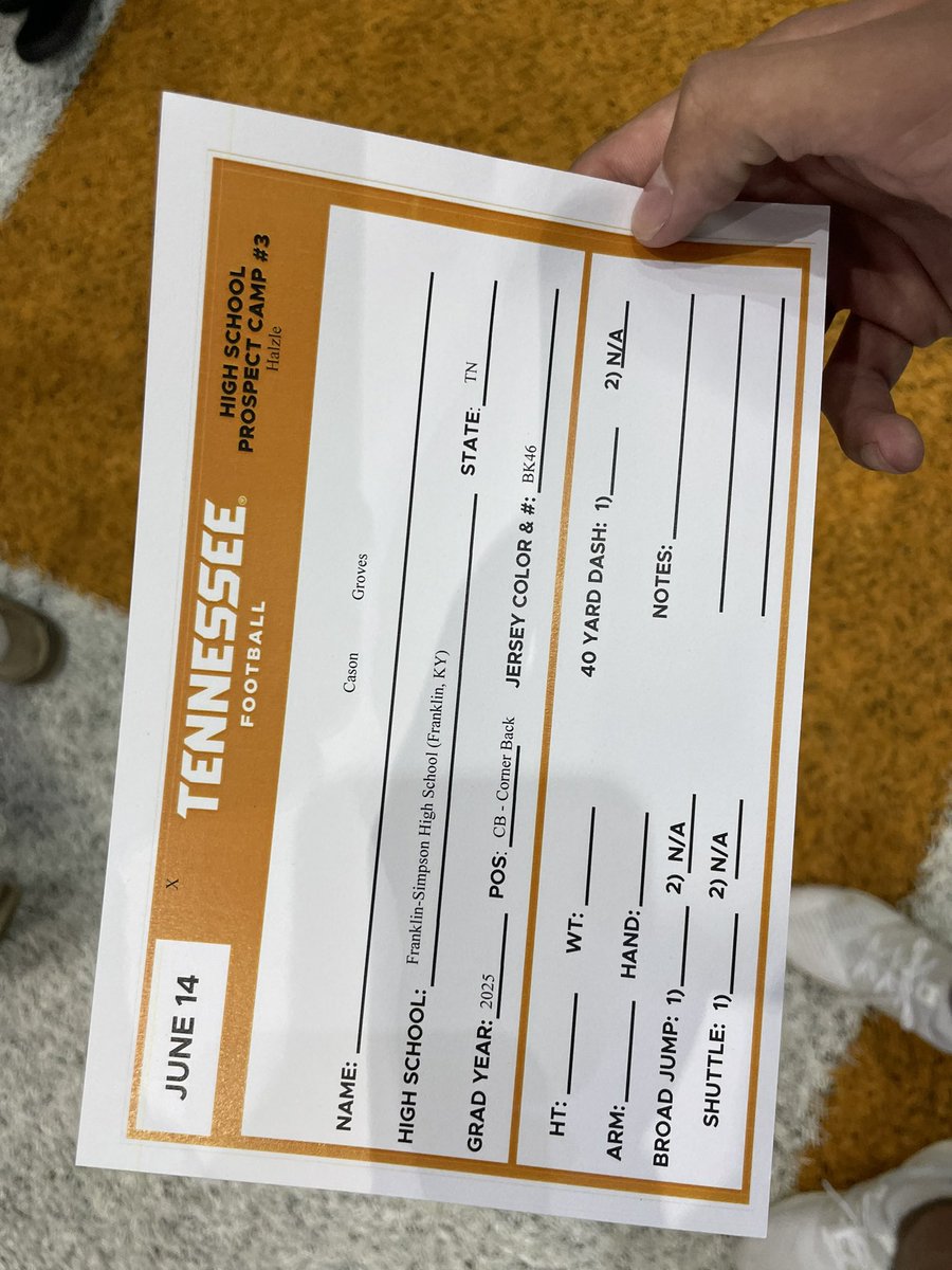 casongroves's tweet photo. Had a GREAT time at the University of Tennessee today definitely checked all the boxes, went against great competition most definitely learned new things. #GoVols 🍊

@CoachTimBanks @CoachKelseyPope @coachjoshheupel @Coach_Nez_ @max_chaney78 @FSFootball @drew_toennies https://t.co/HkB0M4tL31