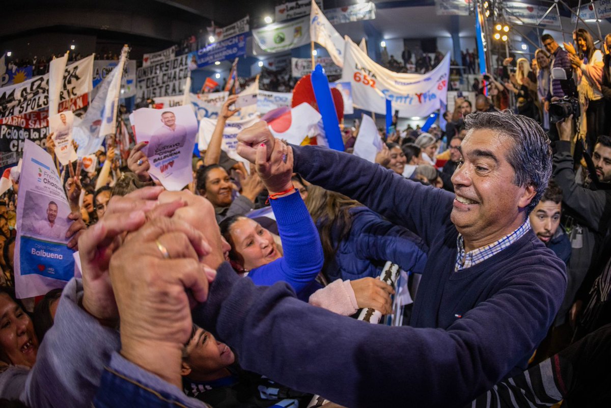 jmcapitanich's tweet photo. Nosotros nunca vamos a predicar el odio ni vamos a aceptar la extorsión ni la manipulación. La verdad está en el pueblo, y tengo la confianza de que el próximo domingo la victoria electoral será contundente. Muchas gracias por acompañarnos, Sáenz Peña! https://t.co/hkW1tT6Brn