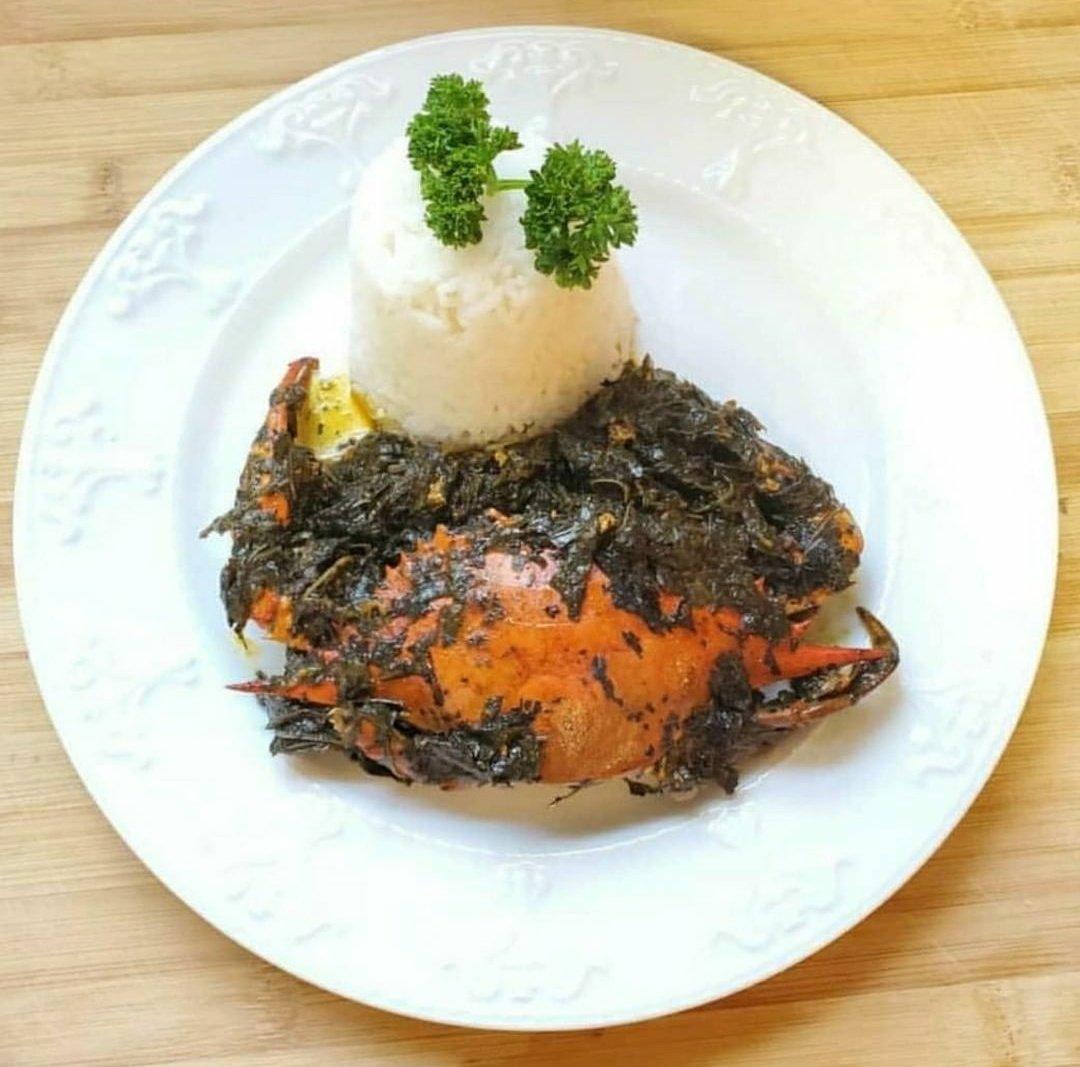win_stanley_'s tweet photo. @hellaugandans Thanks God, I'm Haitian 
 Bon appétit 🤤 https://t.co/kSPX8f3Aqs