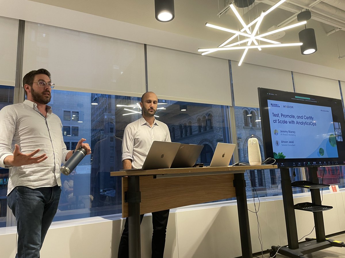 NYC_TUG's tweet photo. @JeremyBlaney &amp; Ahson Jalali from @_Wiiisdom are about to drop some major wisdom at NYC TUG tonight on testing, promoting, &amp; certifying at scale with AnalyticsOps!🔥💡 https://t.co/qloMGH2zVd