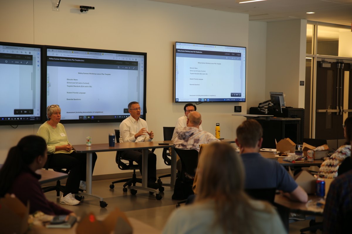 Last week, social studies and language arts teachers from across Wyoming united at the Wallop Professional Development Workshop Summer 2023, part of the Malcolm Wallop Civic Engagement Program.

🔗 Find out more: bit.ly/42HB2IY

#UWyoCoEd #WyoEdChat #WyomingEducation