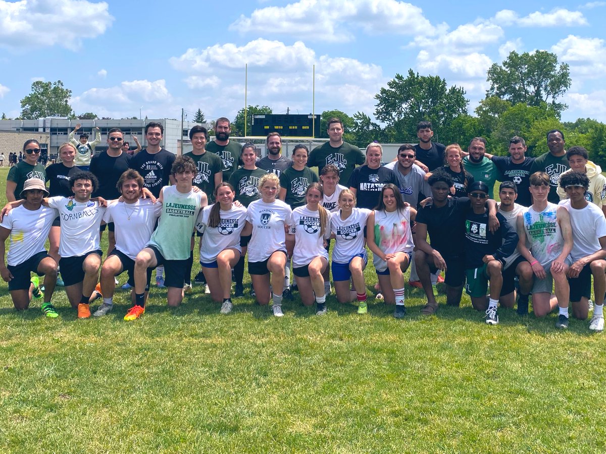 Notre joute annuel d’élève contre le personnel <a href="/ESCEJL/">École secondaire catholique E.J. Lajeunesse</a> 🙌🏼☀️🏆