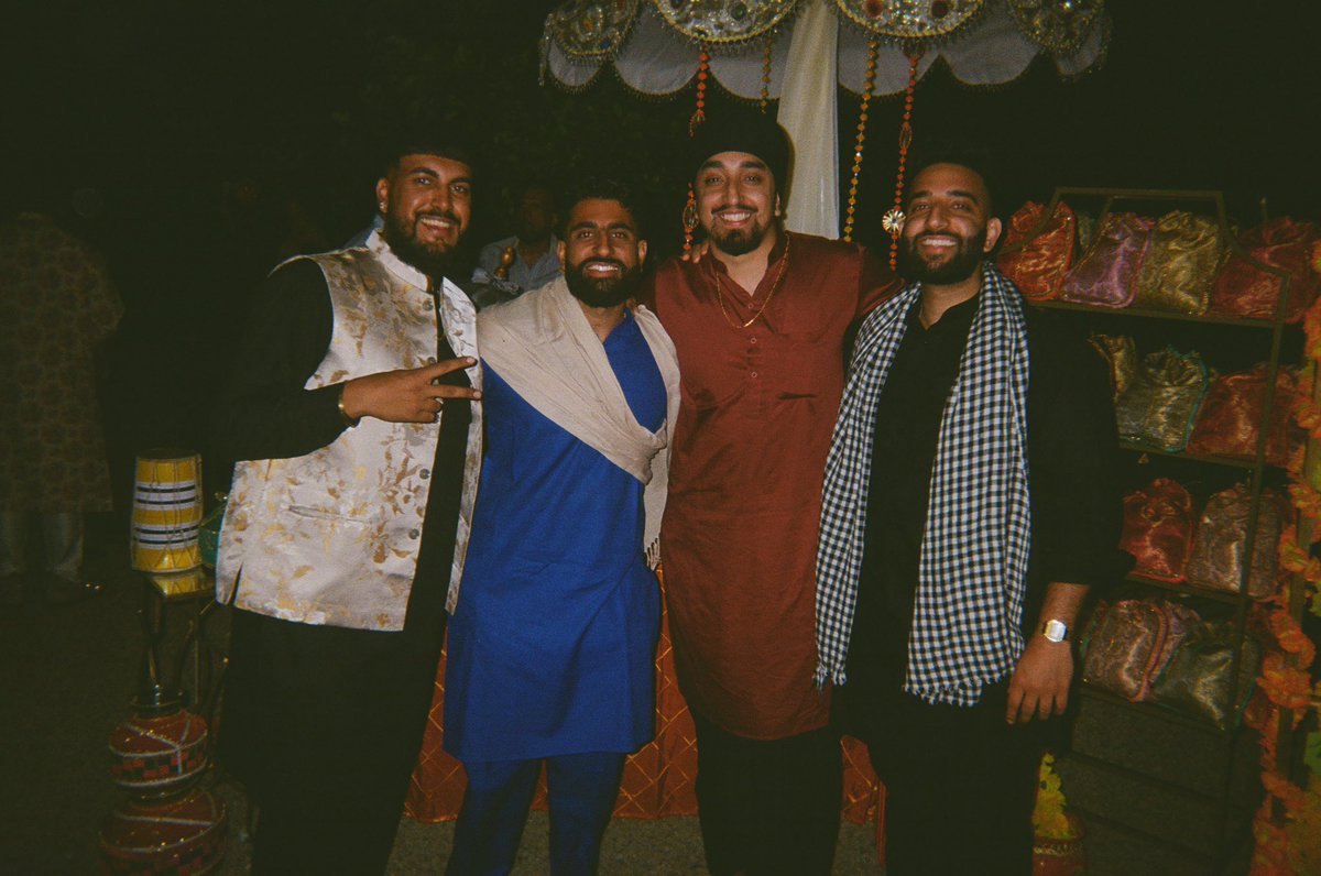tnijhar2's tweet photo. Mehfil mittran di https://t.co/ttxxAeh0zO