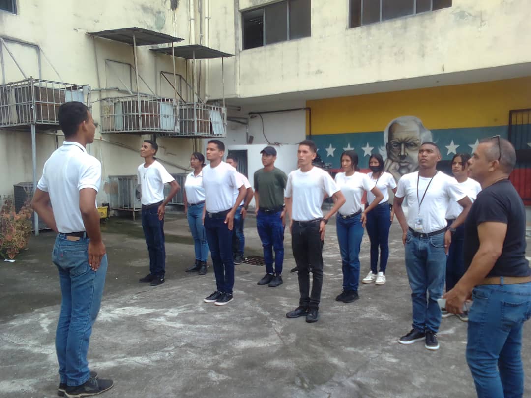 Impartiendo Orden Cerrado...