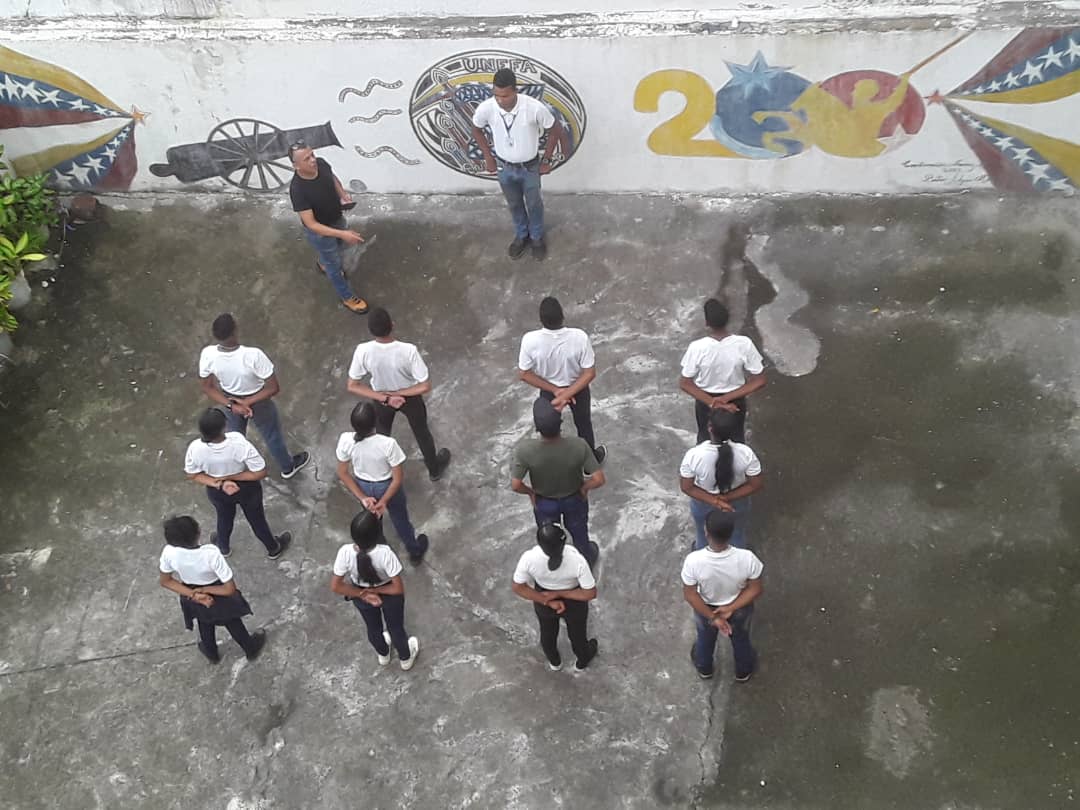 Impartiendo Orden Cerrado...