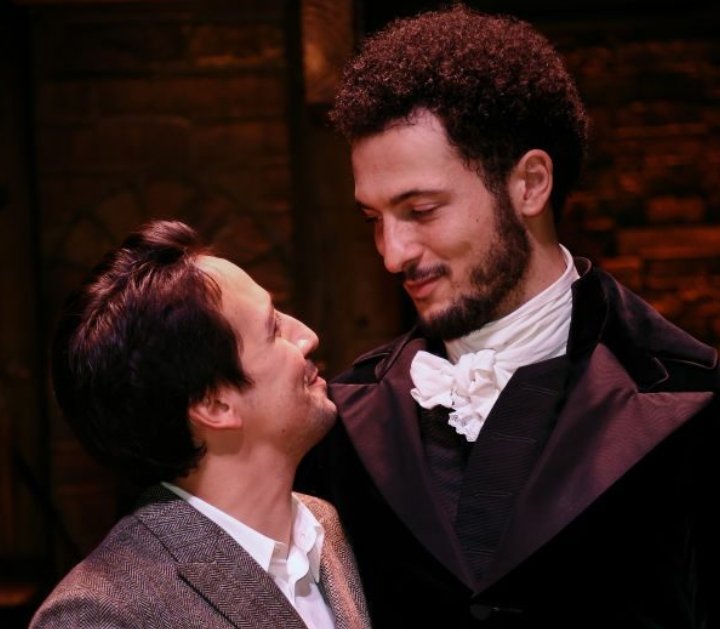 Ham meets Ham  
ALSO I SAID THIS BEFORE BUT THE HEIGHT DIFFERENCE