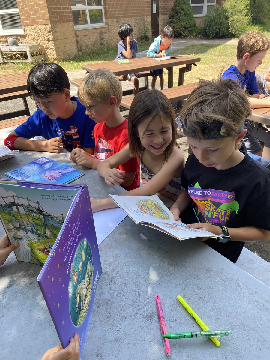 Mrs. Thompson tweet media