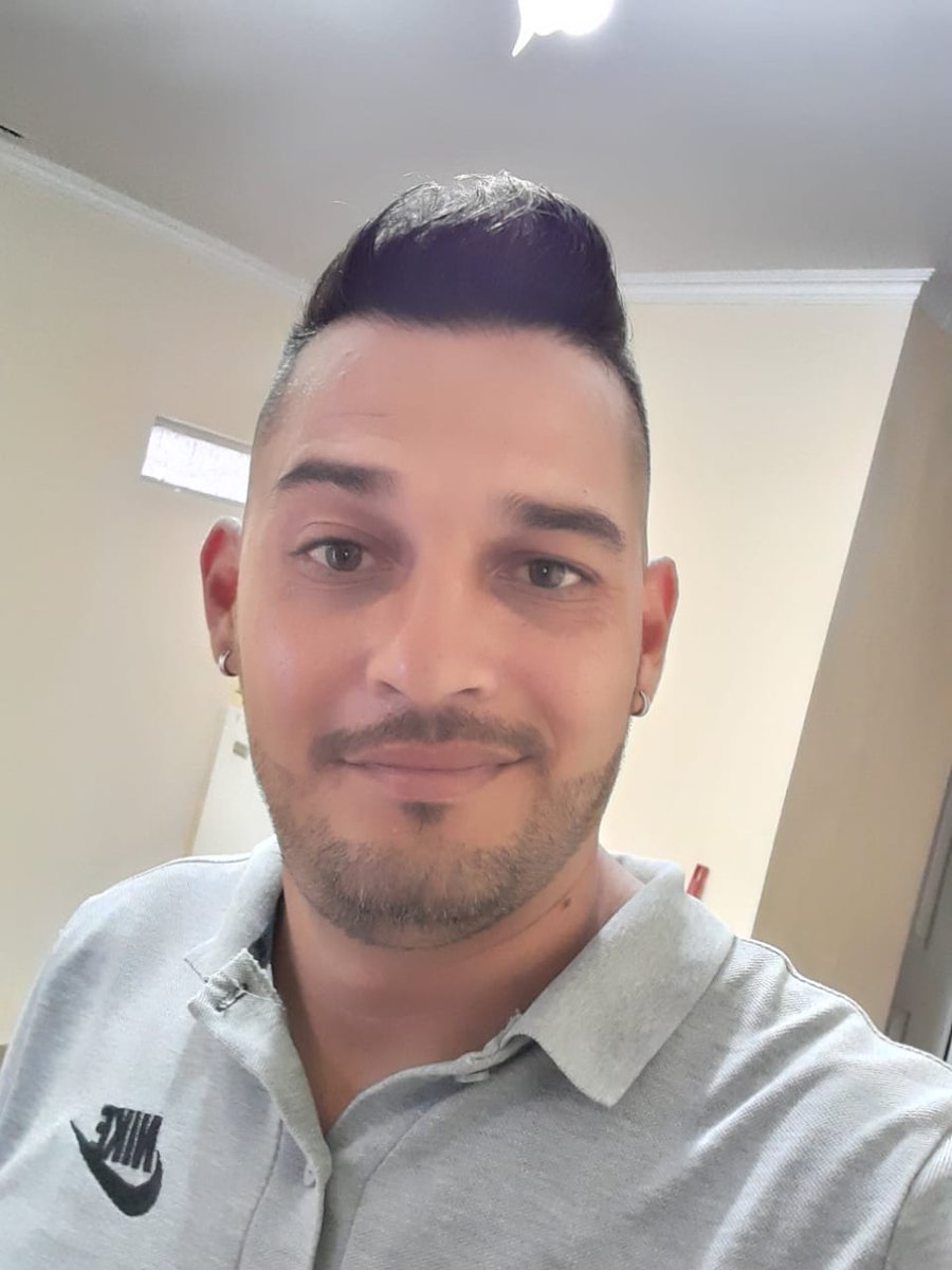 BlakeSSanchez's tweet image. No te conozco en persona, pero eso no impide que te desee lo mejor, que salgas adelante en todo, que tengas mucho ánimo y recuerda siempre creé en tí, tienes todo lo que necesitas para seguir avanzando en la vida... Este saludo es para tí 👋🏼😌