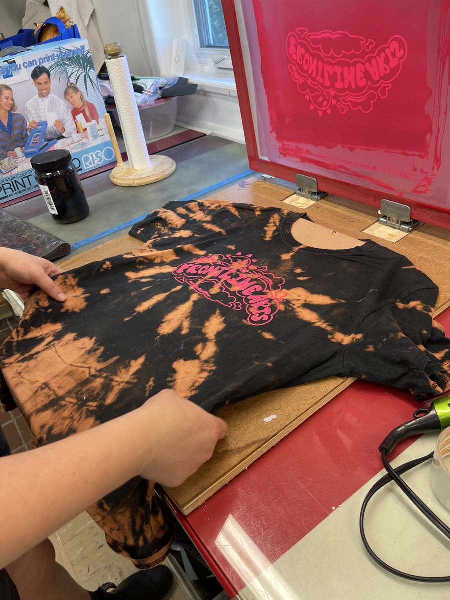 Frontline Arts tweet media