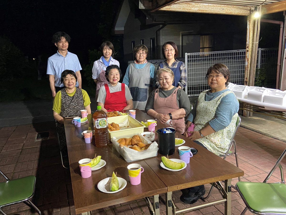 doi_sci's tweet photo. 昨日６月14日（水）は、女性部お楽しみ教室として、ドーナツ作りを行いました！
今後は、産業祭や各種事業への参加も想定しており、ミセスドーナツの味をグレードアップさせることができました！

お見かけの際は、是非ご賞味ください！

＃土居町商工会女性部
＃商工会女性部
＃ミセスドーナツ https://t.co/r3fNvlLkZX