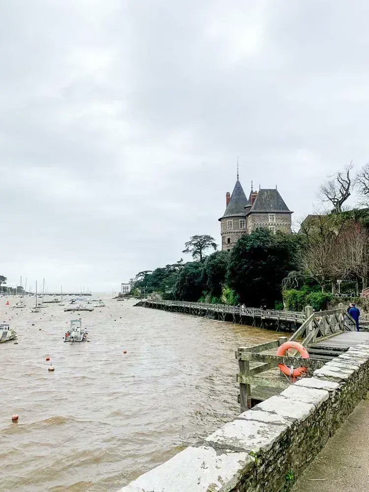 If you're looking for a day trip from #Nantes, France, you can't miss Pornic! 😊  buff.ly/3iwKYP5 #france #visitfrance #pornic #travelblog #travelgram #traveler #historic #bloggerstribe @BBlogRT @LovingBlogs