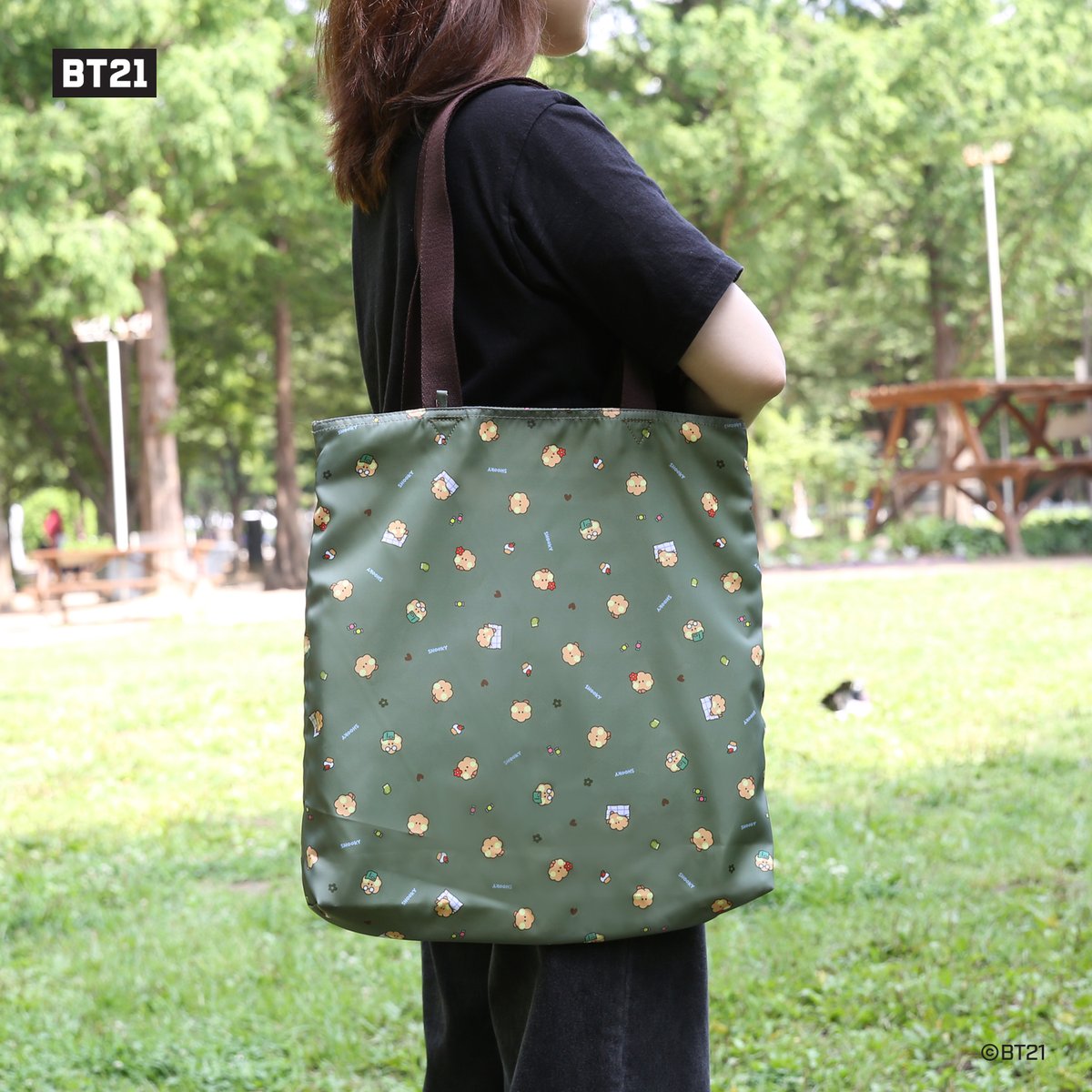 monopoly_design's tweet photo. 💜BT21 minini PATTERN ECO BAG💜

와글와글 귀여운 패턴과 넉넉한 사이즈로 짐을 가득 담아도 든든!
나들이 갈 때 유용한 데일리 에코백~

*키링은 별도 판매 제품입니다!

#에코백 #ECOBAG #가방 #BAG #데일리백 #DailyBag #일상 #에코백추천 #나들이 #Daily  #데일리 https://t.co/DtwSINGxcQ