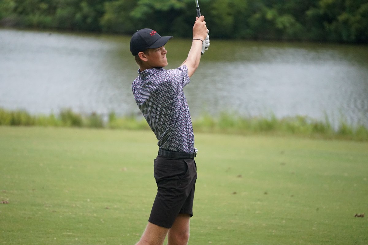 AJGAGolf's tweet photo. "Let him cook!"

Will Gordon (-7) takes the top spot on the leaderboard at #VaughnTaylorJr. https://t.co/dHaNYLktmd