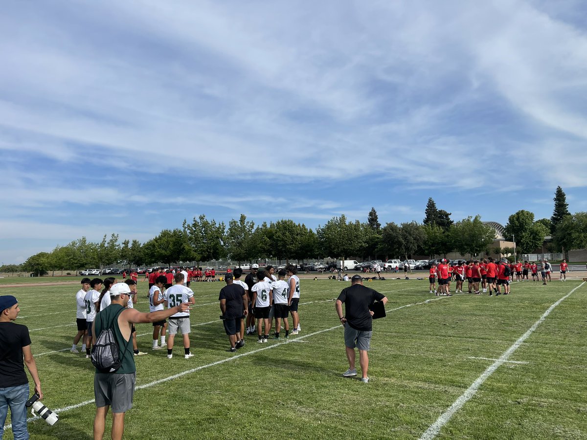 CVHawks_FBall's tweet image. Let’s go boys! Little 7 on 7.