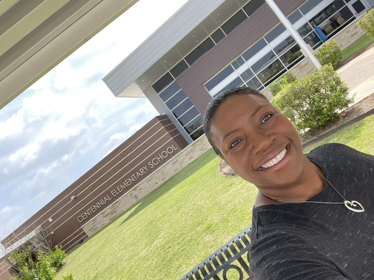 Mrs. Amber T. Williams tweet media