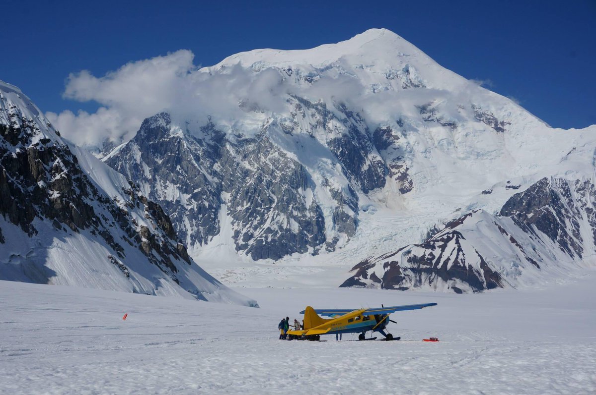 Ya en el campo base del Monte Denali 🏔️ #Alaska