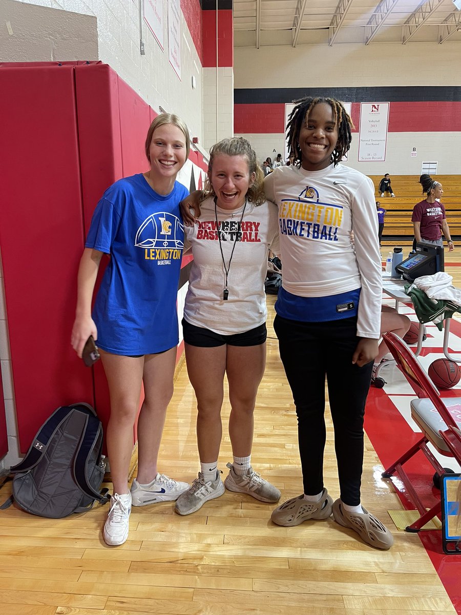 Lexington Womens Basketball tweet media